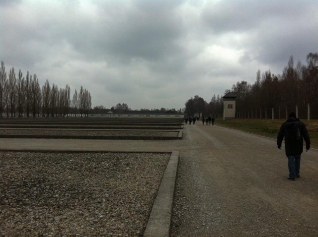 dachau04