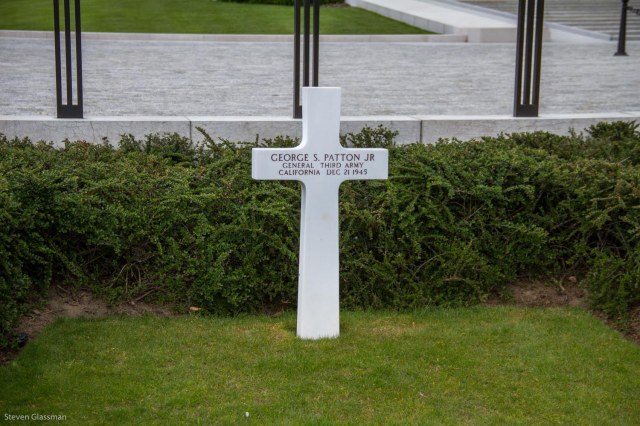 luxembourg-military-cemetery-4