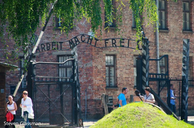 auschwitz-1
