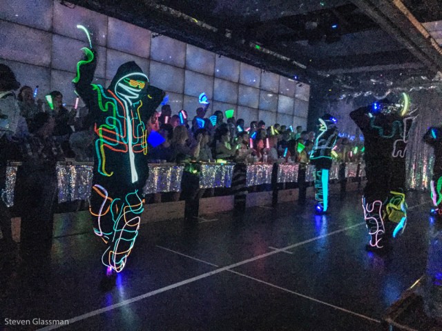 robot-cabaret-show-19